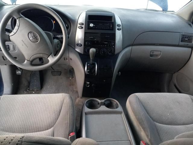 2007 Toyota Sienna LE