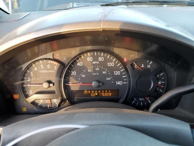 2005 Nissan Titan XE