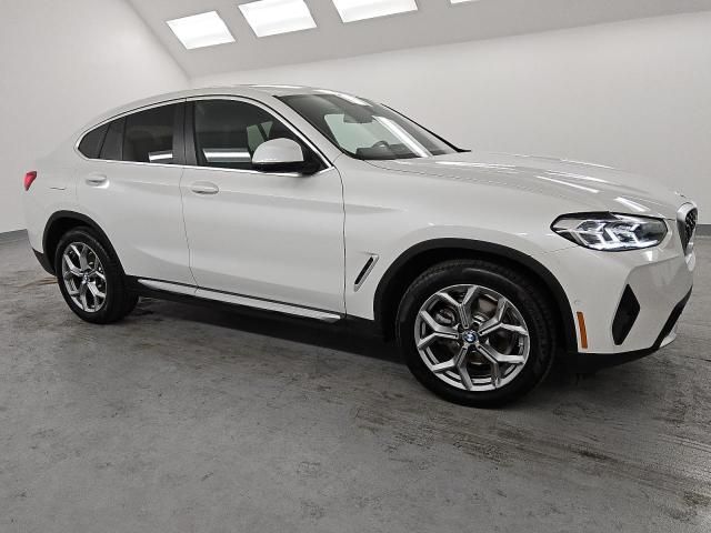 2024 BMW X4 XDRIVE30I