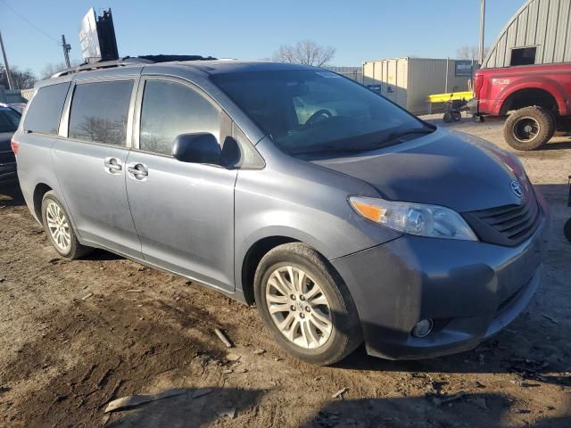 2015 Toyota Sienna XLE