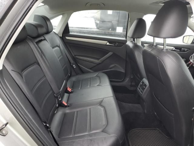 2014 Volkswagen Passat SE