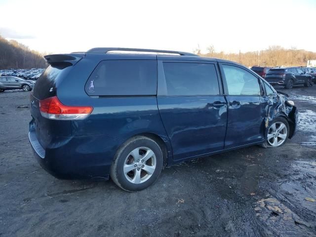 2012 Toyota Sienna LE