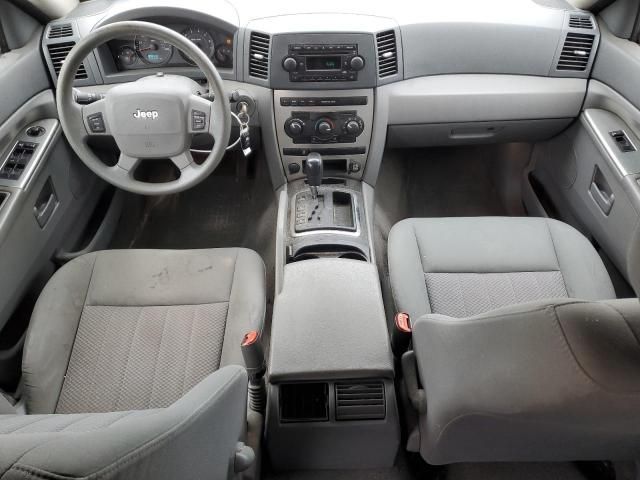 2005 Jeep Grand Cherokee Laredo