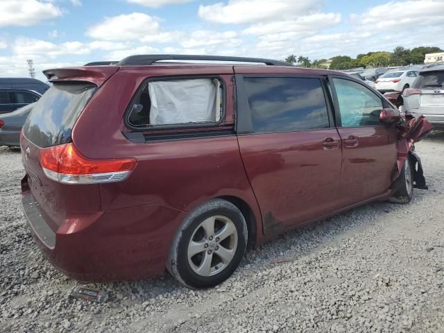 2012 Toyota Sienna LE