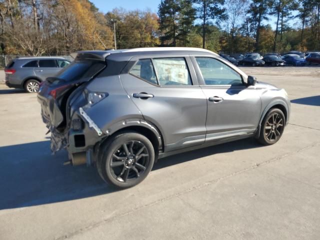 2020 Nissan Kicks SR