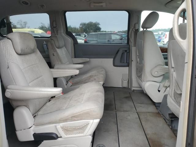 2009 Chrysler Town & Country Touring