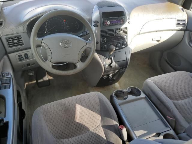 2006 Toyota Sienna CE