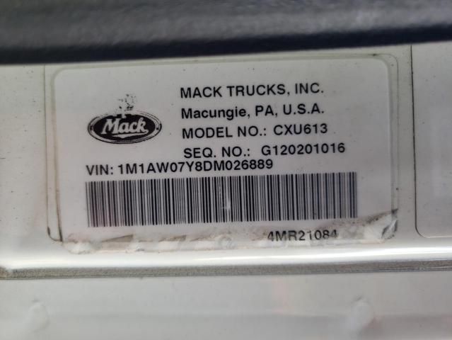 2013 Mack 600 CXU600