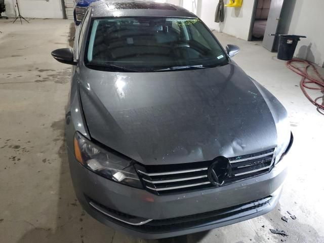 2012 Volkswagen Passat SE