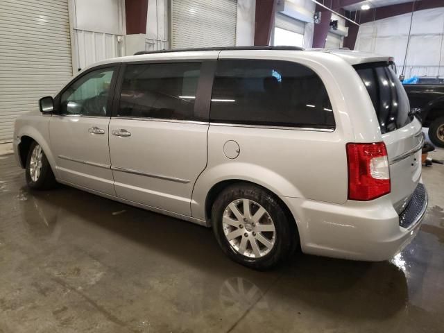 2012 Chrysler Town & Country Touring L