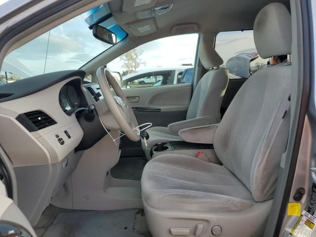 2012 Toyota Sienna LE