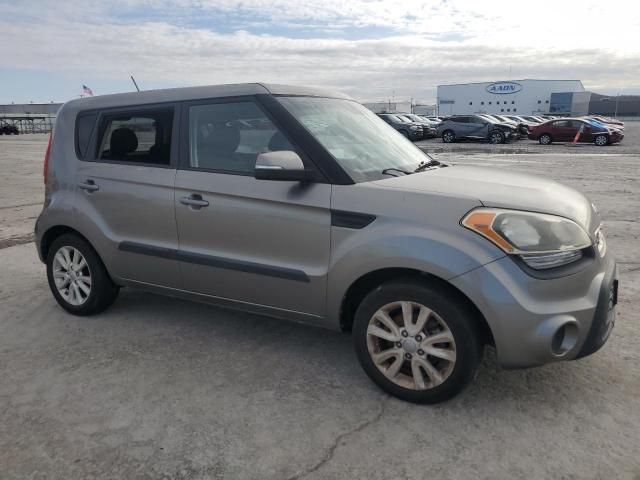 2013 KIA Soul +