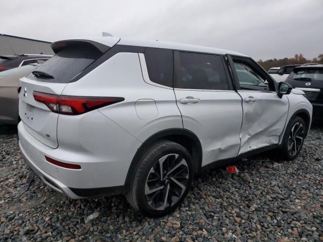 2022 Mitsubishi Outlander SE