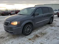 Chrysler Vehiculos salvage en venta: 2015 Chrysler Town & Country S