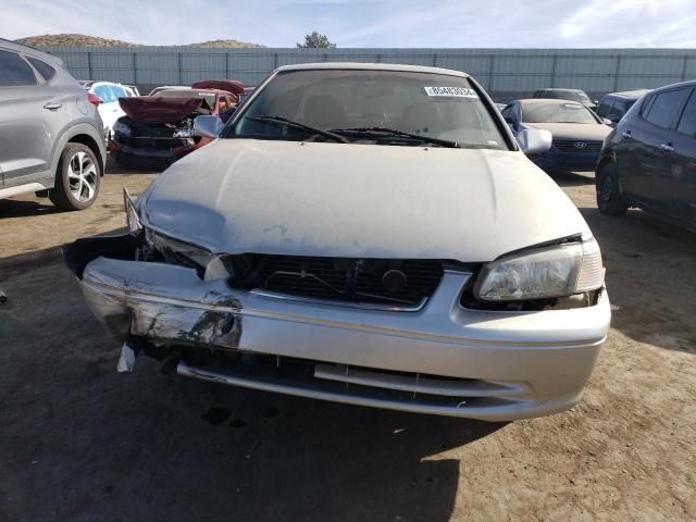 2000 Toyota Camry LE