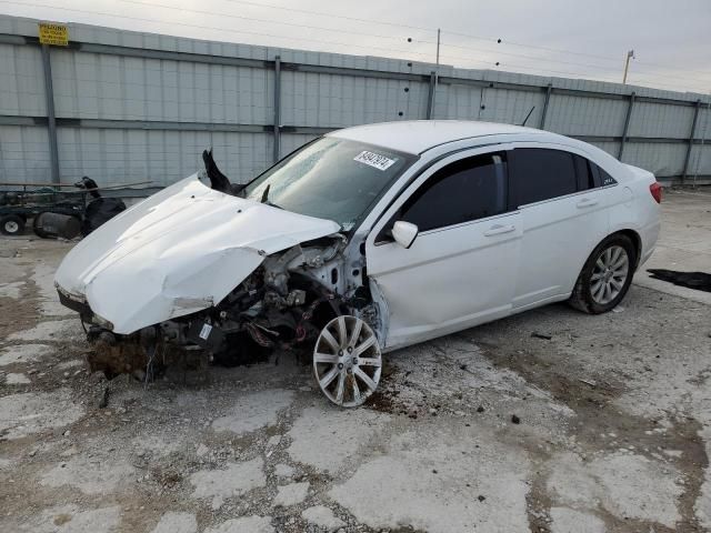 2013 Chrysler 200 Touring