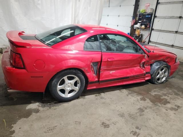 2004 Ford Mustang