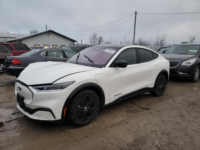 2021 Ford Mustang MACH-E California Route 1