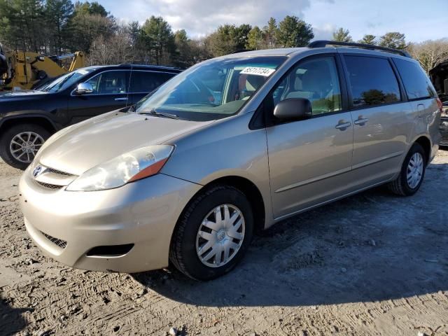 2009 Toyota Sienna CE