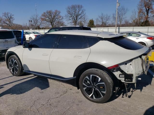 2022 KIA EV6 Light