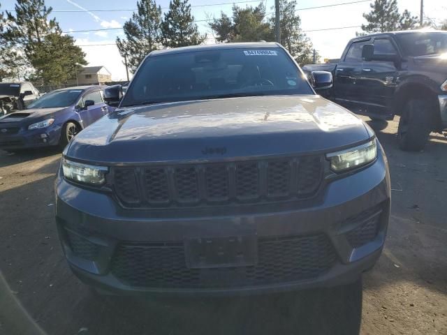 2022 Jeep Grand Cherokee Laredo