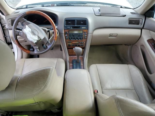 2001 Lexus ES 300