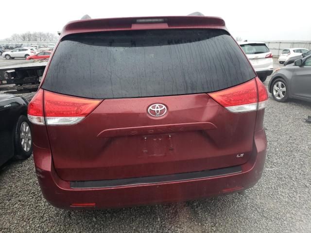 2011 Toyota Sienna LE