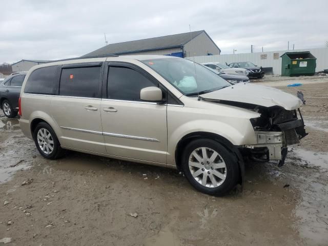 2013 Chrysler Town & Country Touring