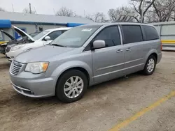 2015 Chrysler Town & Country Touring en venta en Wichita, KS