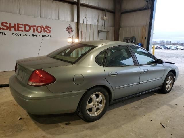 2005 Ford Taurus SE