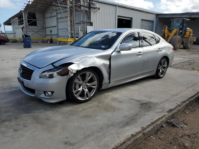 2013 Infiniti M37