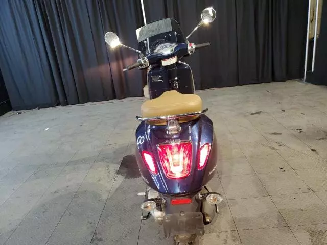 2015 Vespa Primavera 50 4V IE