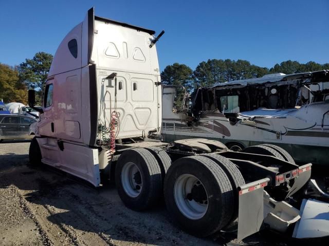 2024 Freightliner Cascadia 126