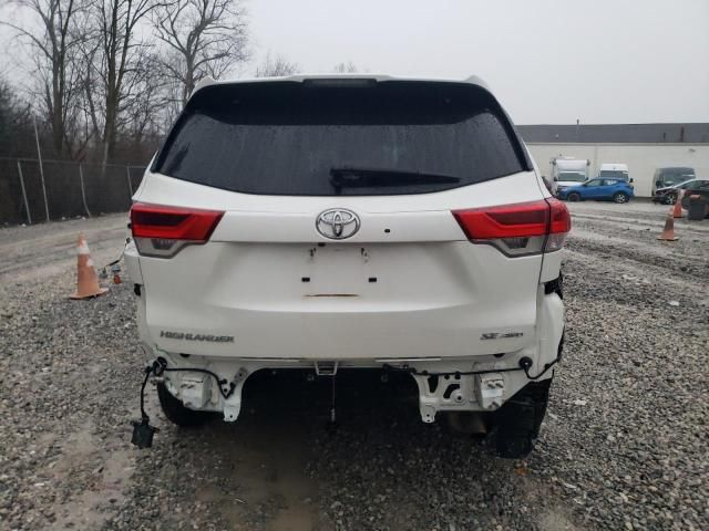 2018 Toyota Highlander SE