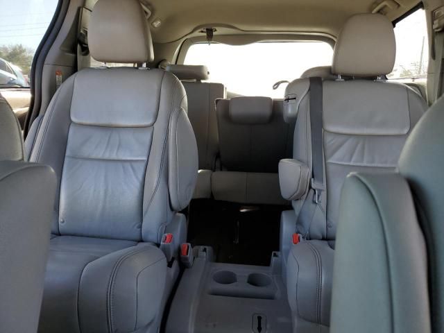 2016 Toyota Sienna XLE