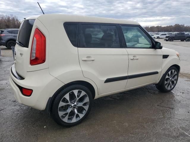 2013 KIA Soul +