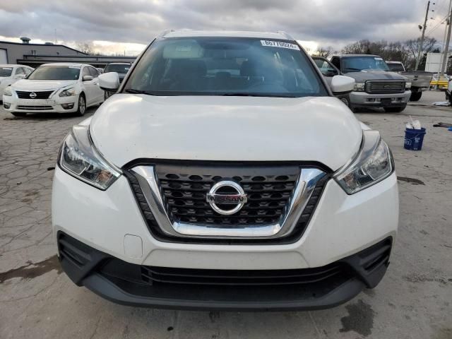 2019 Nissan Kicks S