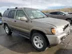 2002 Nissan Pathfinder LE