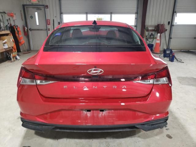 2021 Hyundai Elantra SE