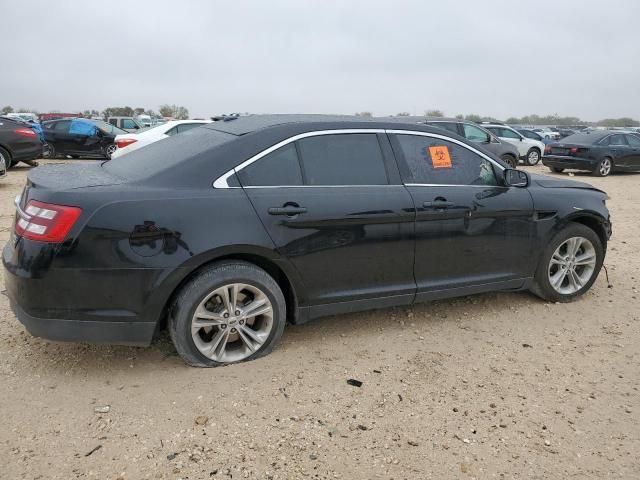 2018 Ford Taurus SEL