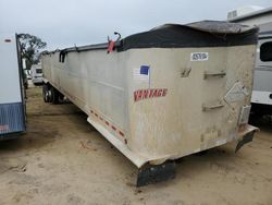 Salvage trucks for sale at Midway, FL auction: 2007 Vantage END Dump