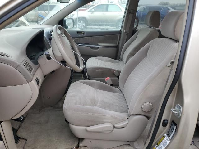 2006 Toyota Sienna CE