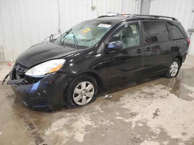 2009 Toyota Sienna CE