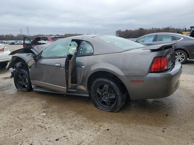 2004 Ford Mustang