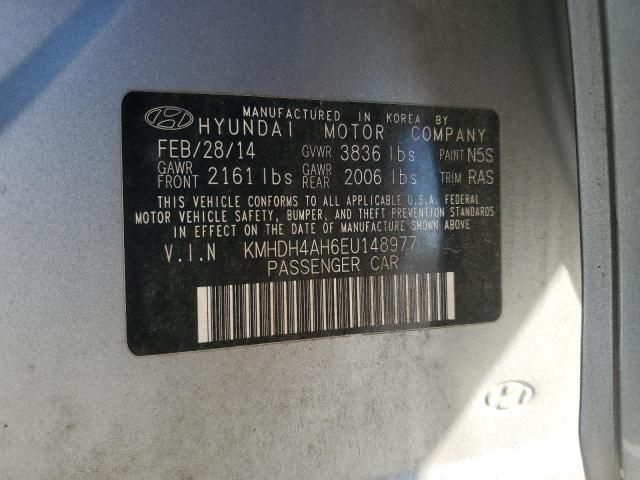 2014 Hyundai Elantra SE