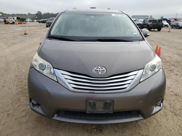 2014 Toyota Sienna XLE