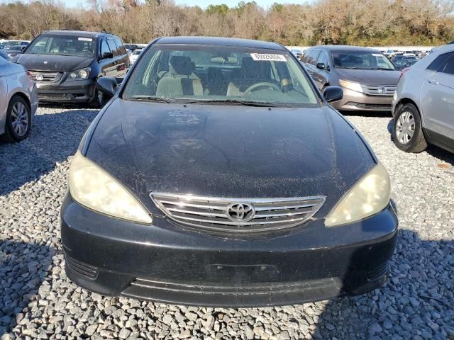 2005 Toyota Camry LE