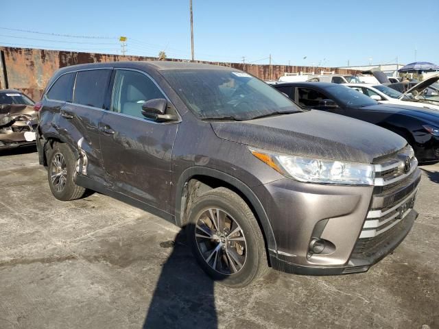 2019 Toyota Highlander LE