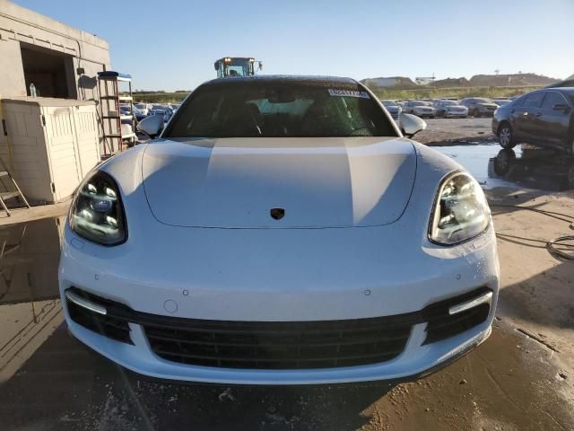 2018 Porsche Panamera 4 Sport Turismo E-Hybrid