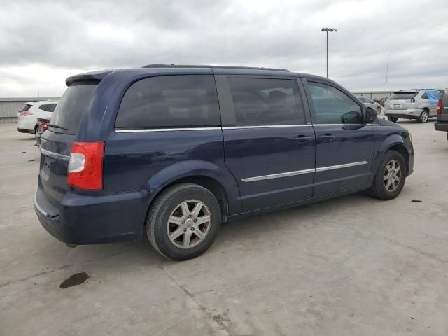 2013 Chrysler Town & Country Touring